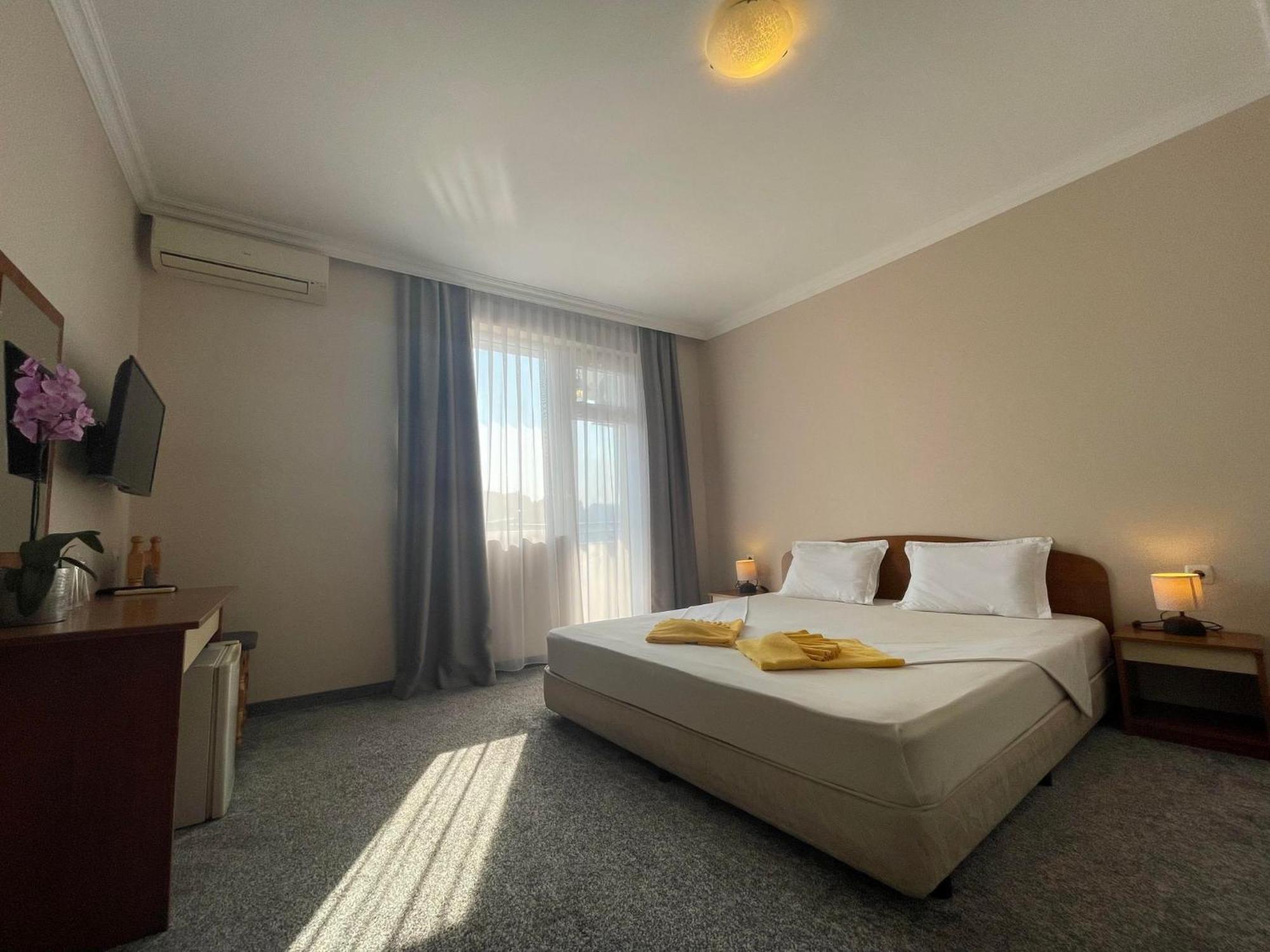 سوزوبول Alatoni Beach Hotel المظهر الخارجي الصورة