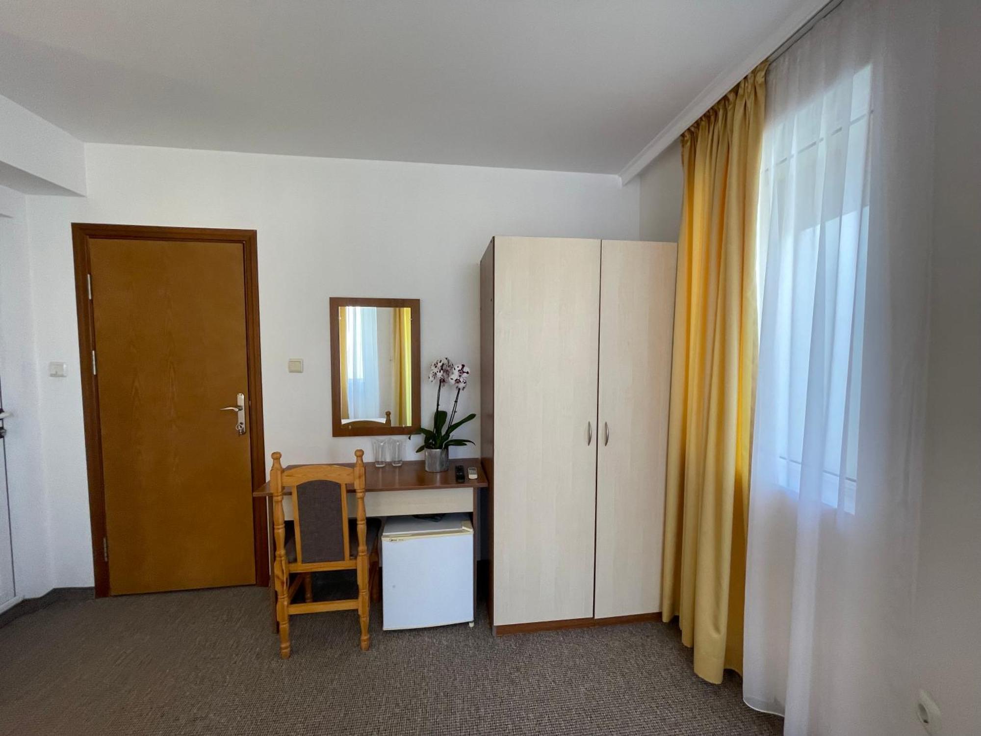 سوزوبول Alatoni Beach Hotel المظهر الخارجي الصورة